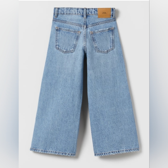 Zara jeans Twisted Wide Leg Barrel fit - Picture 2 of 4